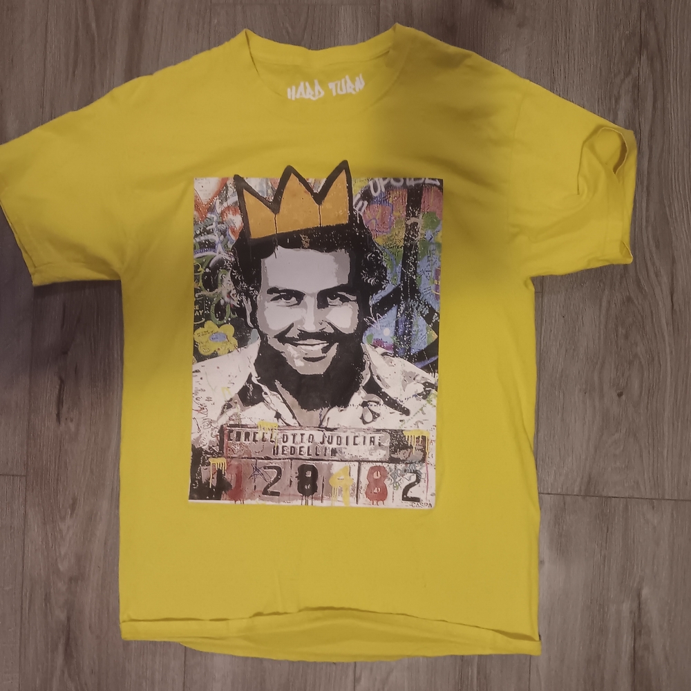 Hard Turn Grsphic T-shirt-pablo Escobar Art Print (53)